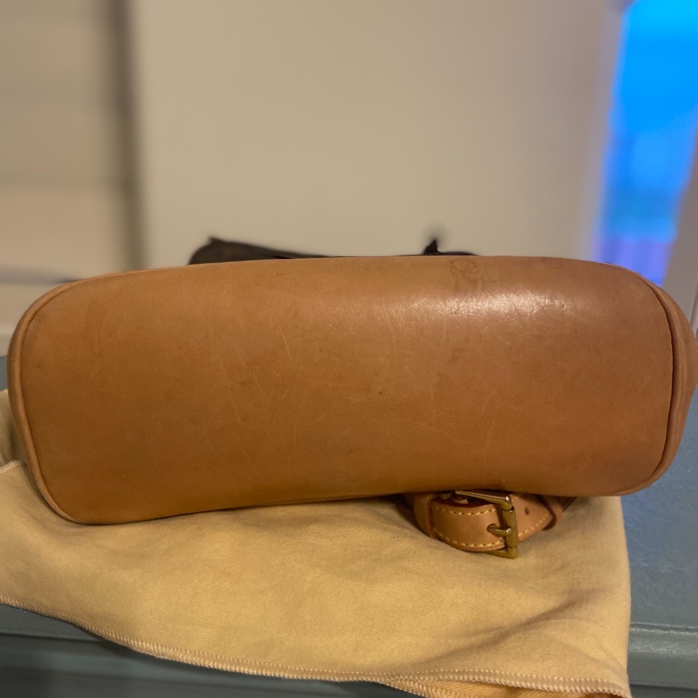 Authentic Louis Vuitton backpack Montsouris